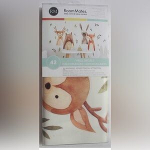 RM-RoomMates Perl & Stick